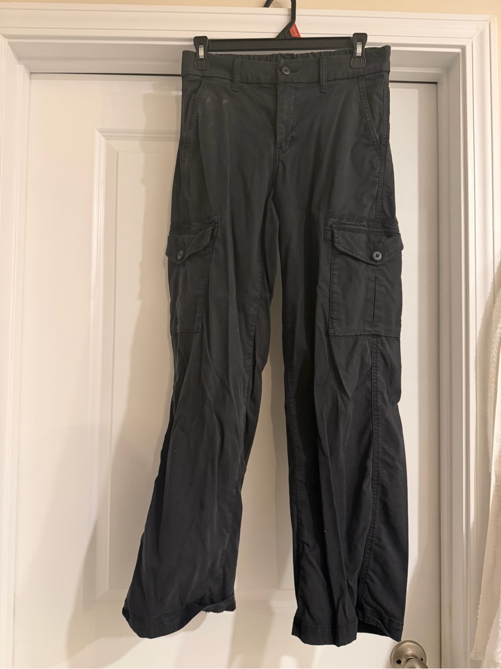 American Eagle Outfitters Black Cargo Pants with Flap Pockets
